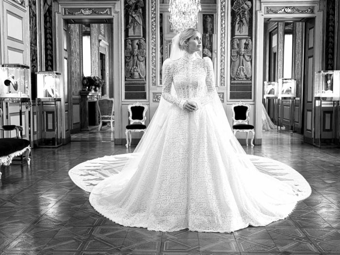 Dolce gabbana wedding dress