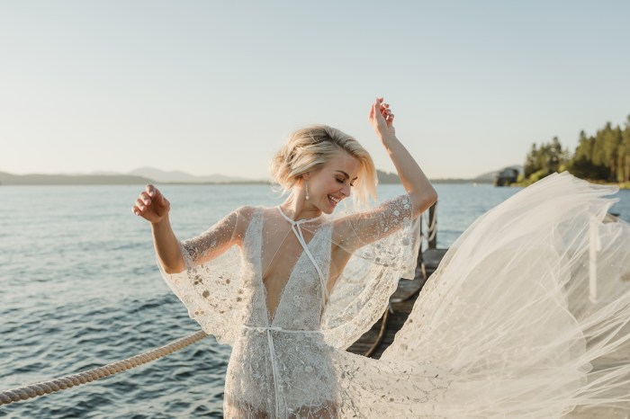 Julianne hough wedding dress